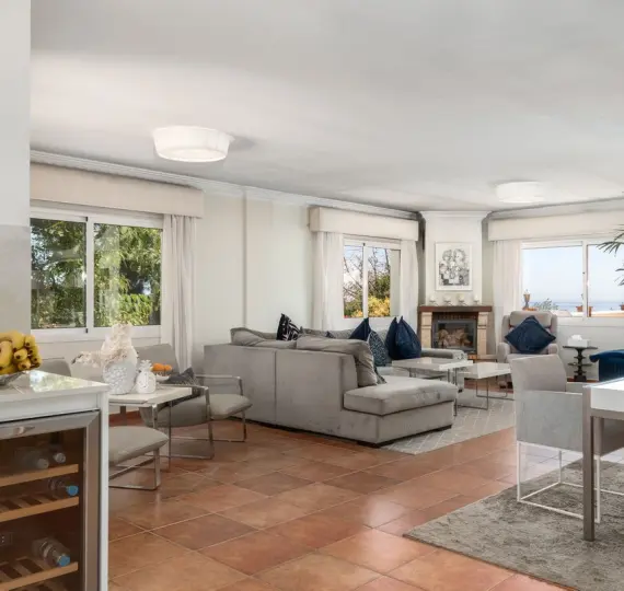 Продажа  отдельно стоящей виллы в La Cala de Mijas