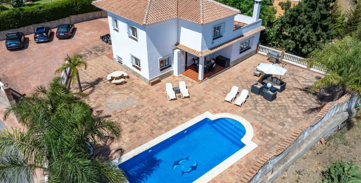 Sale of detached villa in La Cala de Mijas 23