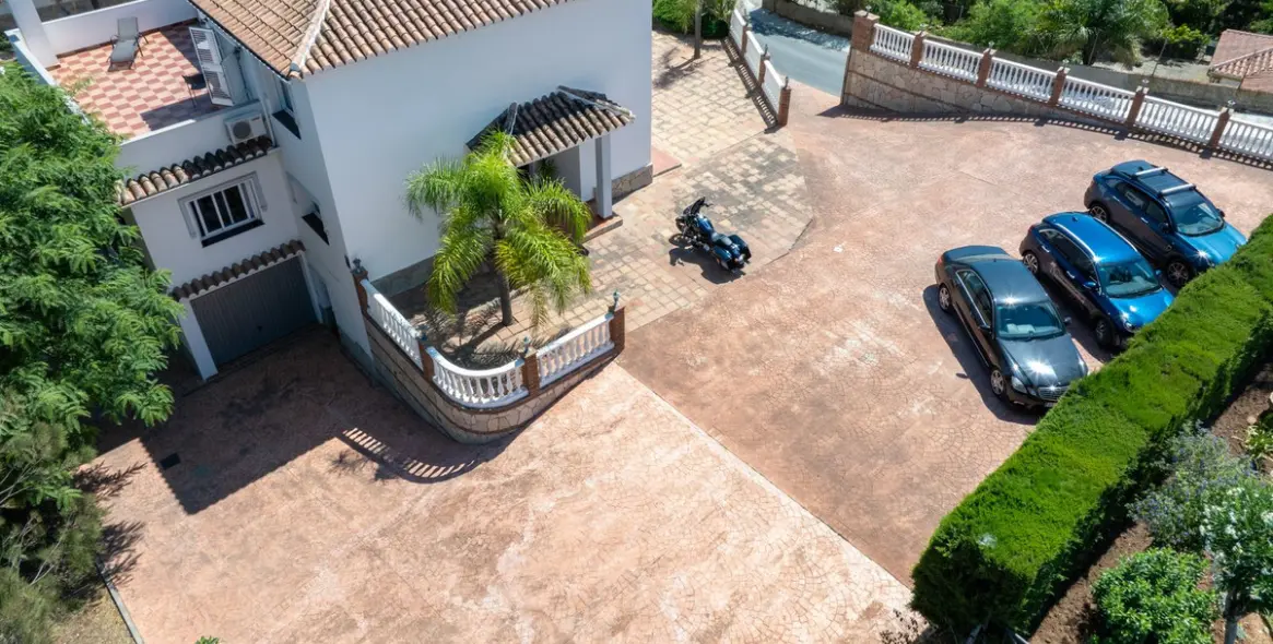 Sale of detached villa in La Cala de Mijas 24