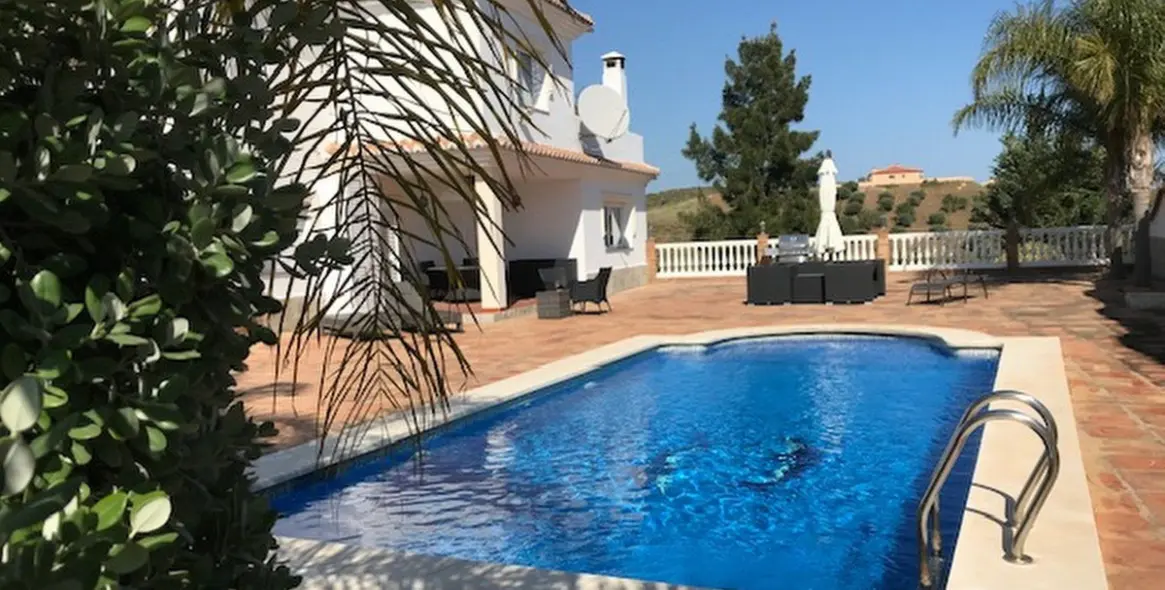 Sale of detached villa in La Cala de Mijas 31