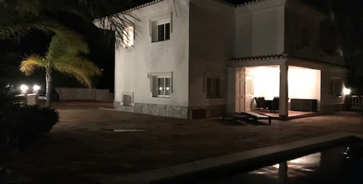 Sale of detached villa in La Cala de Mijas 47