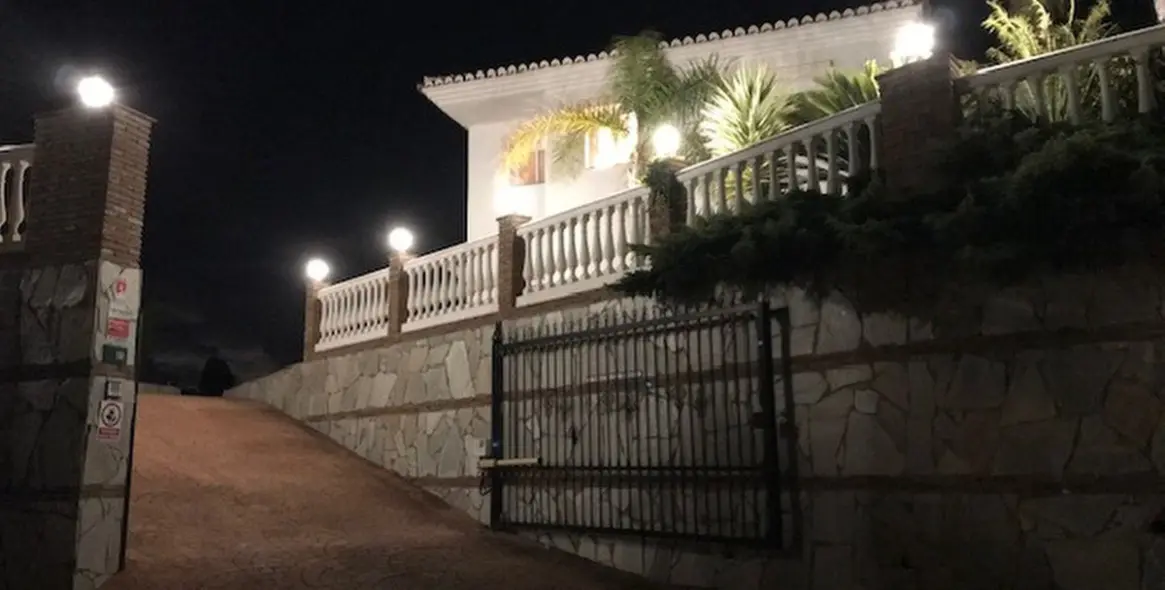 Sale of detached villa in La Cala de Mijas 48