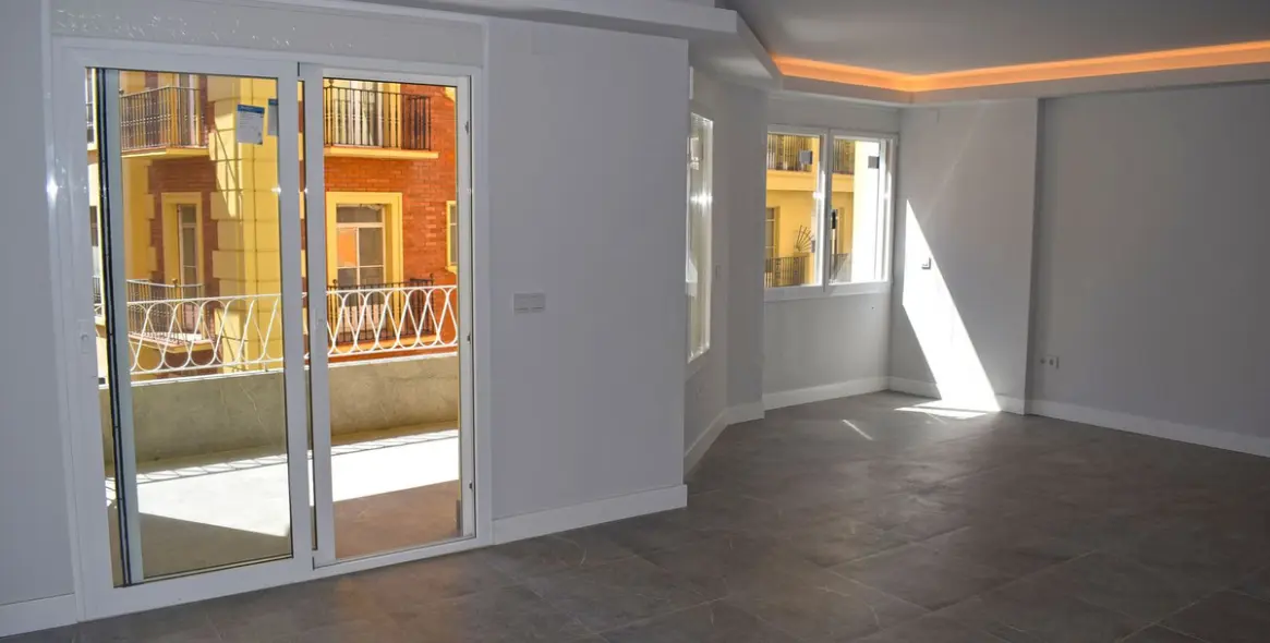 Продажа апартаментов на среднем этаже в Málaga Centro 4