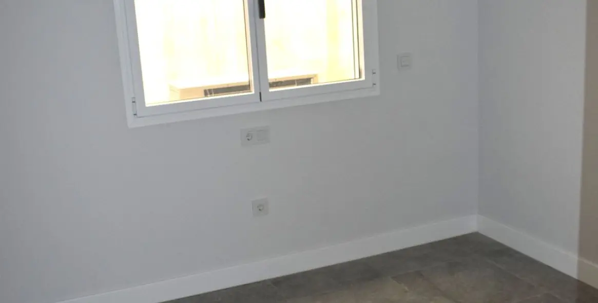 Продажа апартаментов на среднем этаже в Málaga Centro 11