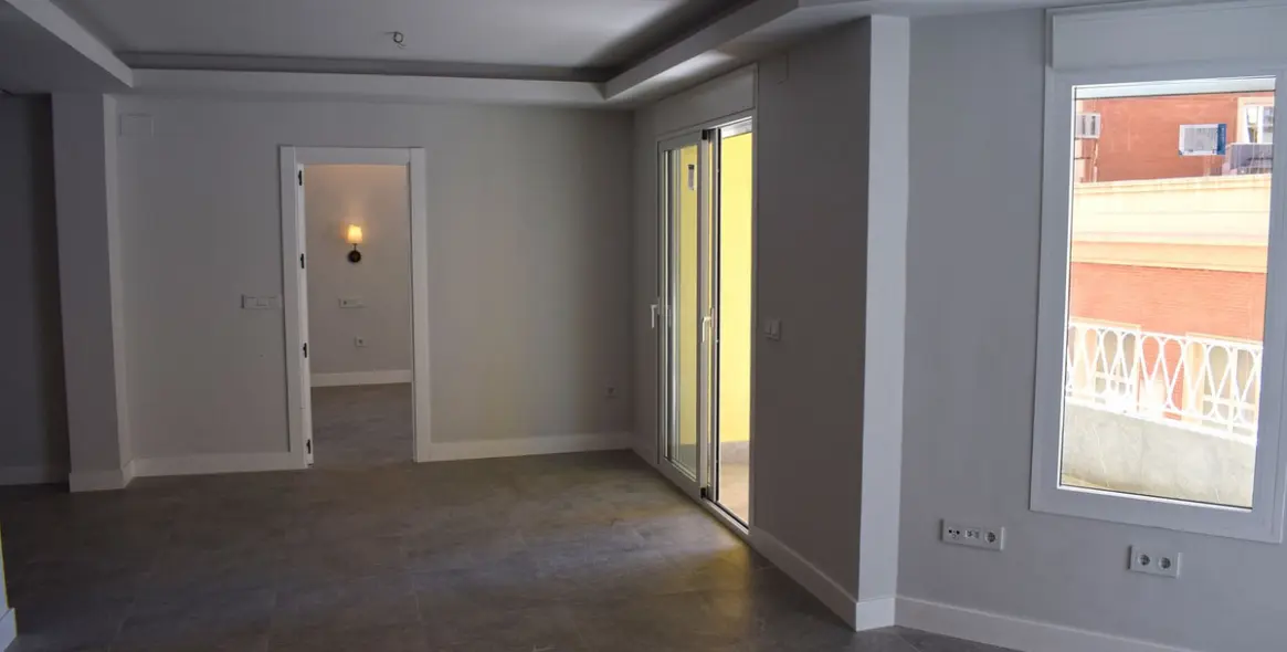 Продажа апартаментов на среднем этаже в Málaga Centro 17