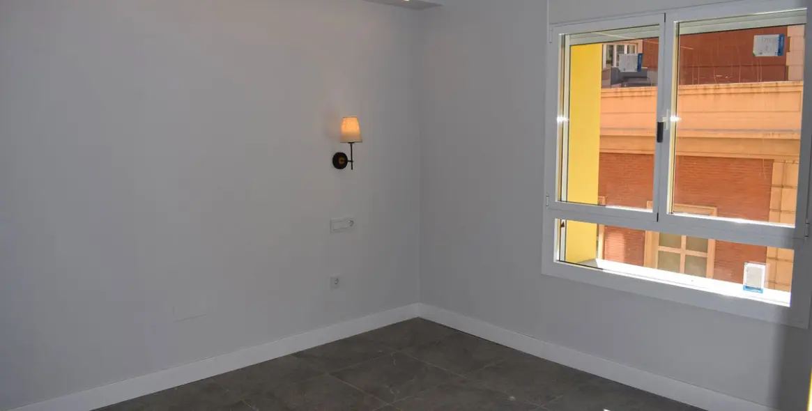 Продажа апартаментов на среднем этаже в Málaga Centro 20