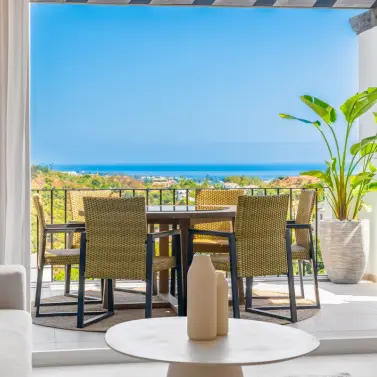 Sale of penthouse in La Quinta