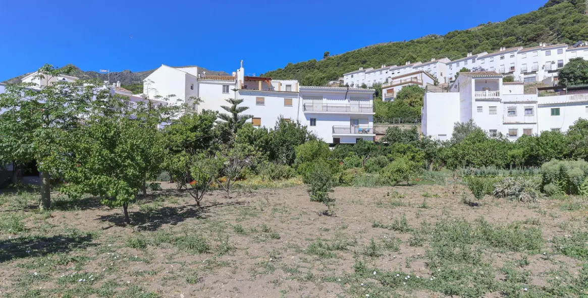 Sale of townhouse in Casarabonela 2