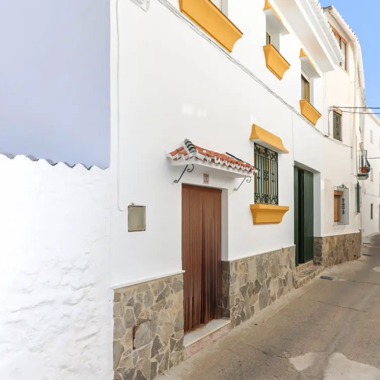 Sale of townhouse in Casarabonela