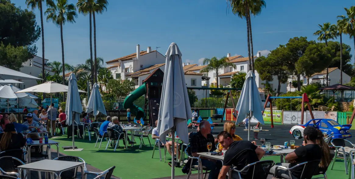 Продажа бара в El Paraiso 7