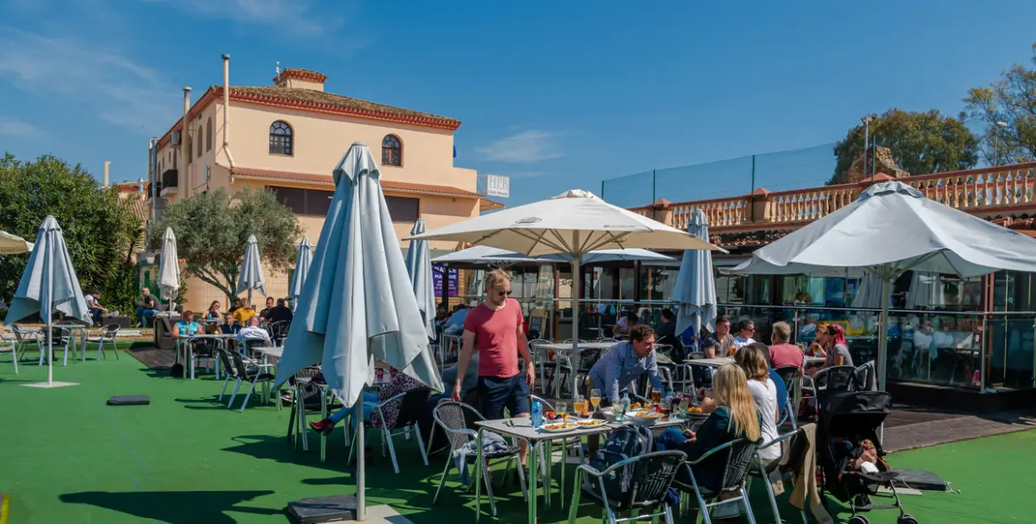 Продажа бара в El Paraiso 16