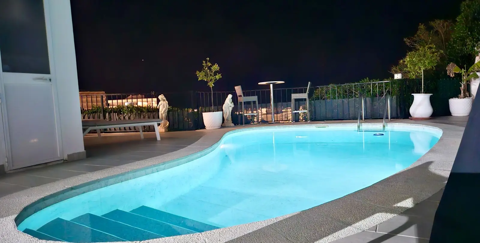 Sale of detached villa in Torreblanca 26