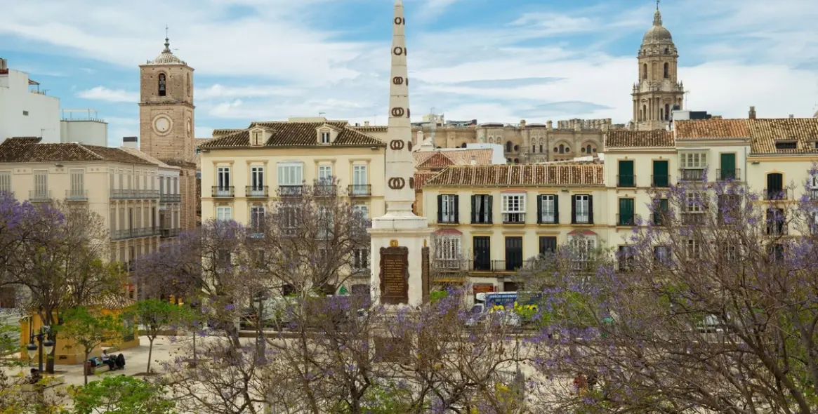 Sale of middle floor apartment in Málaga 1