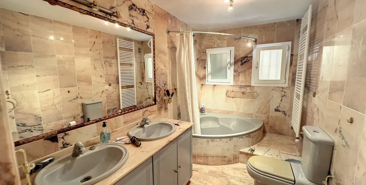 Venta de villa independiente en Mijas 24