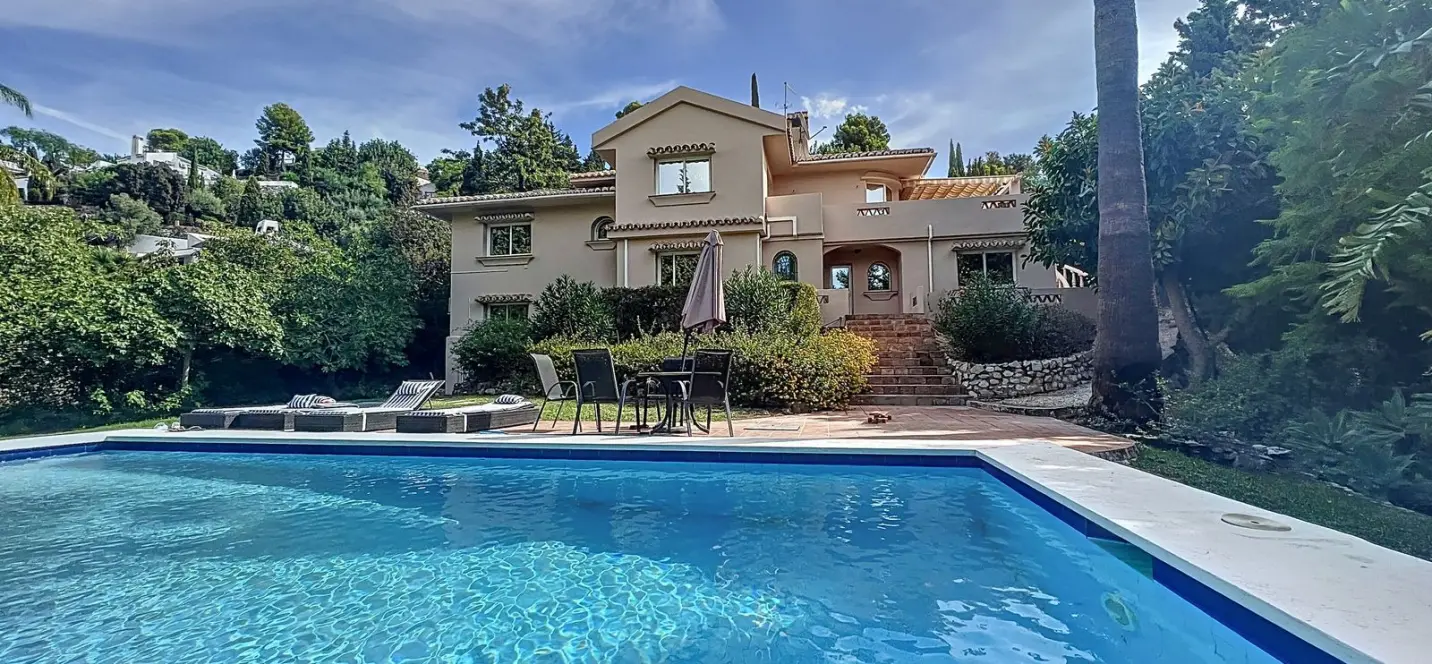 Sale of detached villa in Mijas 0