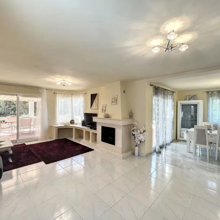 Sale of detached villa in Mijas