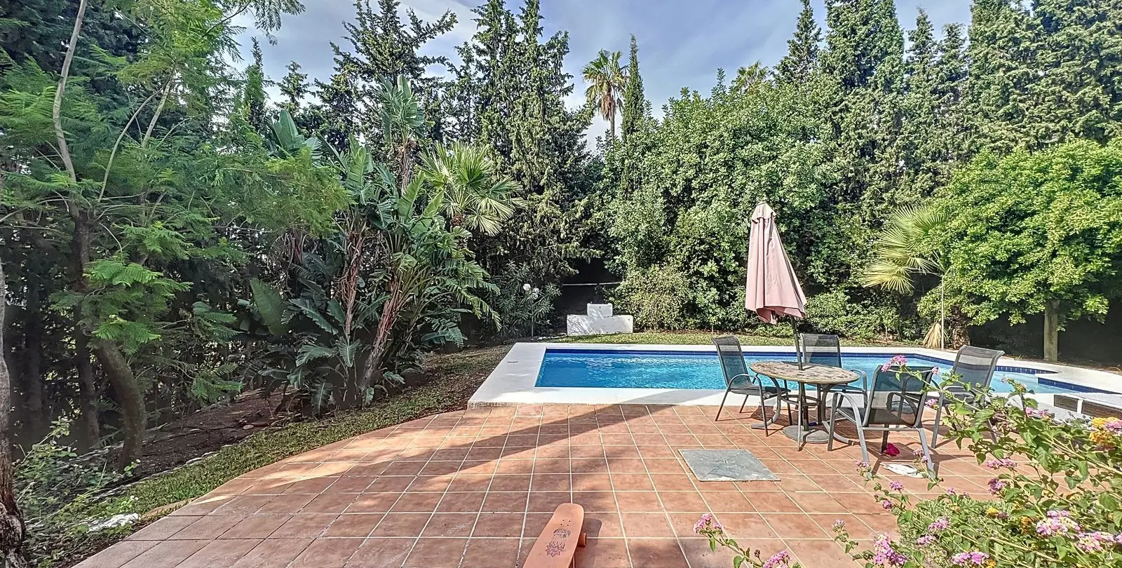 Sale of detached villa in Mijas 30