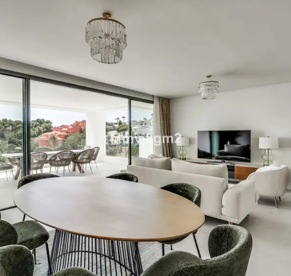 Долгосрочная аренда апартаментов на среднем этаже в Cabopino