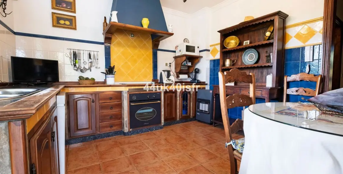 Продажа финки в Alhaurín el Grande 11