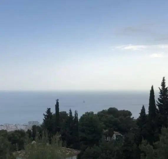 Venta de parcela residencial en Málaga Este