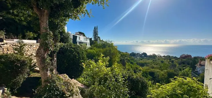 Продажа  жилого участка в La Capellania 1