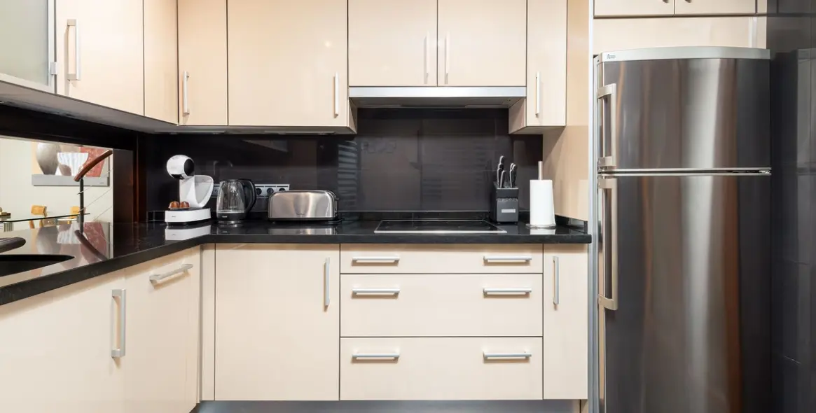 Sale of penthouse duplex in New Golden Mile 17