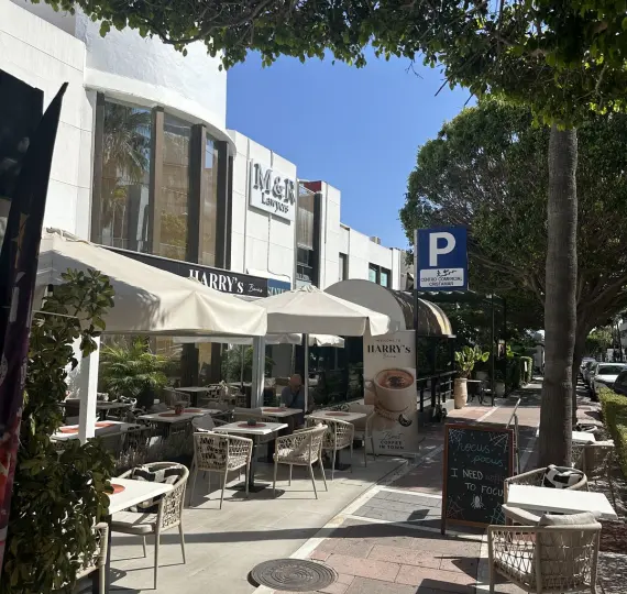 Venta de restaurante en Puerto Banús