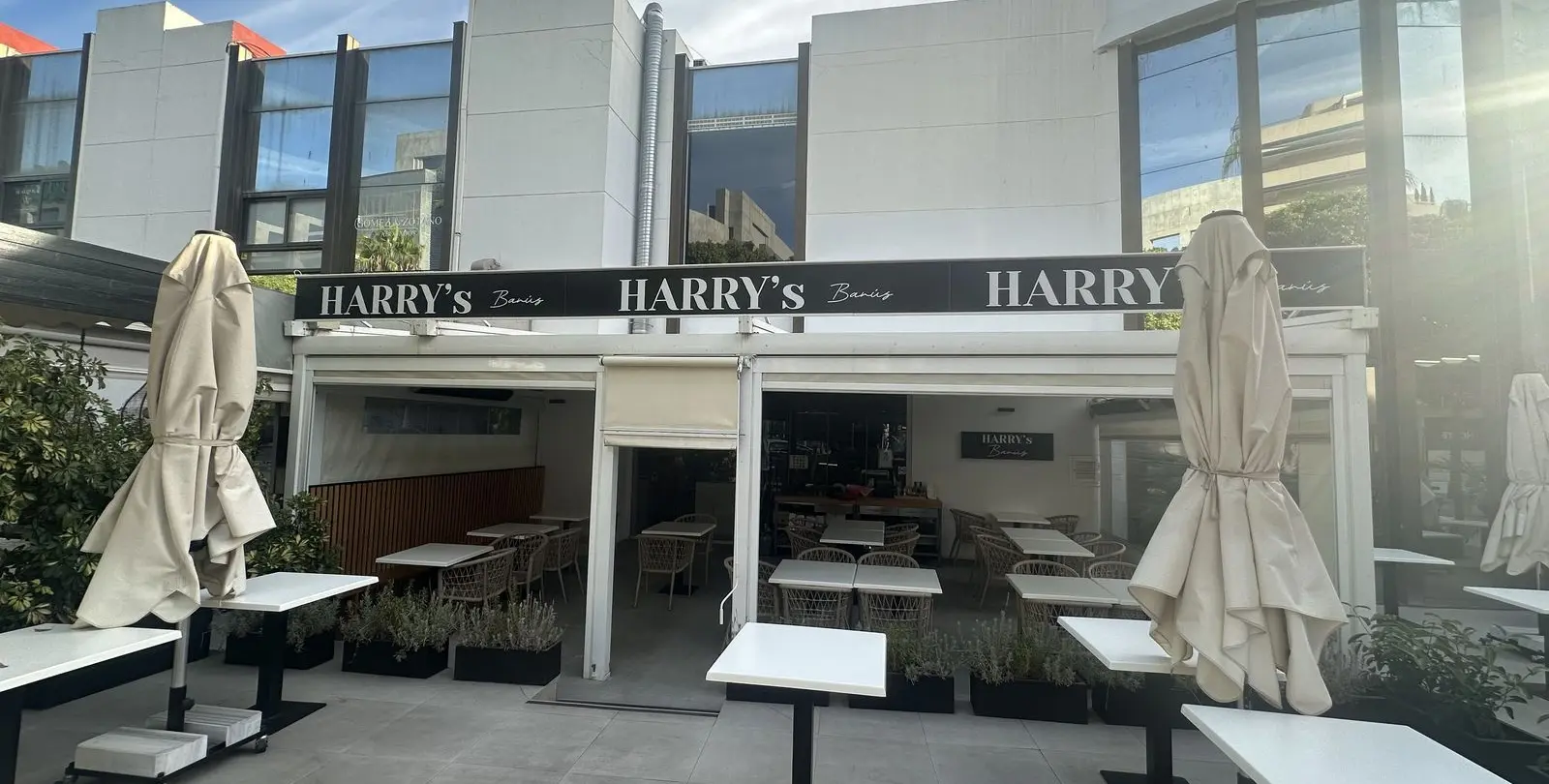 Sale of restaurant in Puerto Banús 1