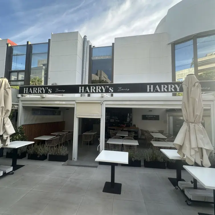 Sale of restaurant in Puerto Banús