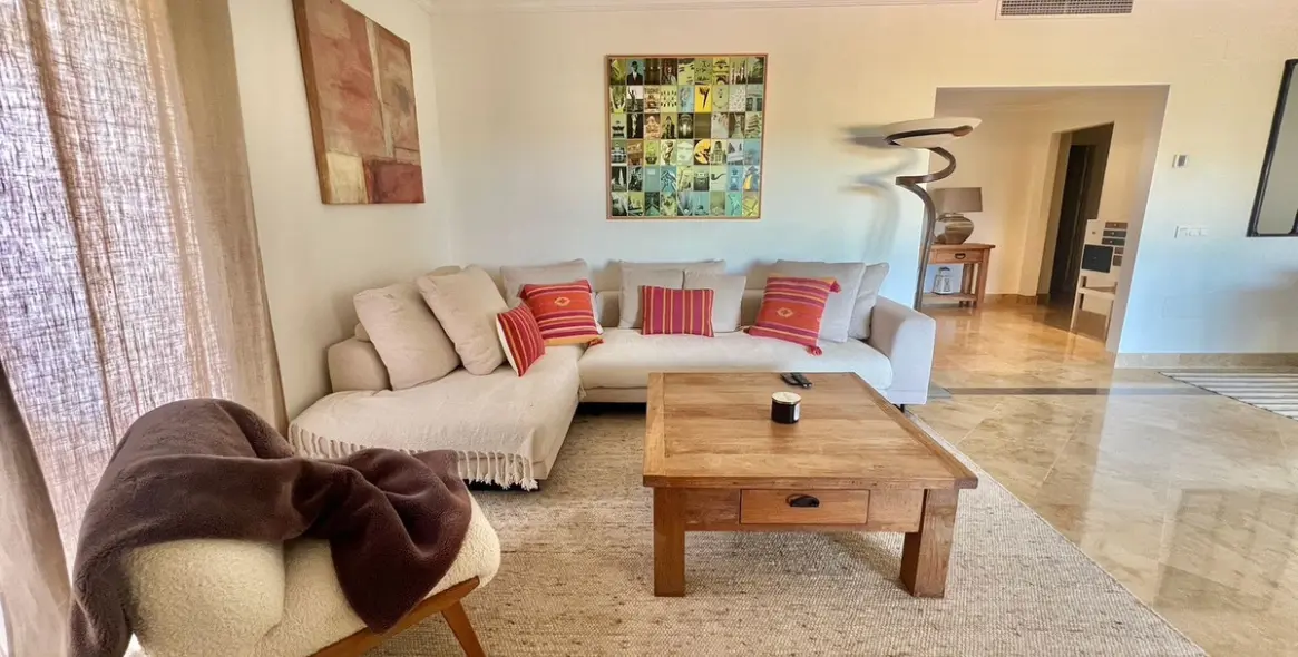 Sale of ground floor apartment in Los Flamingos 4