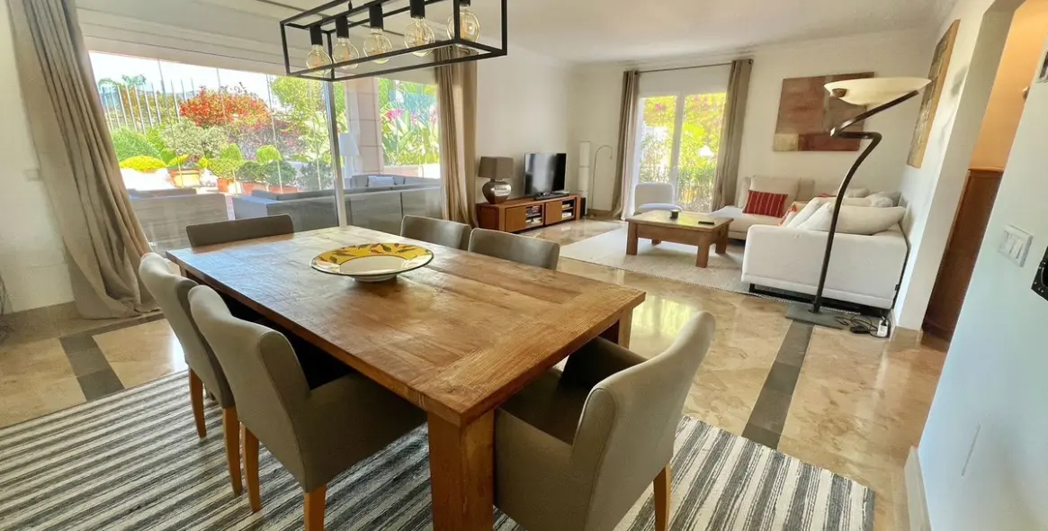 Sale of ground floor apartment in Los Flamingos 6