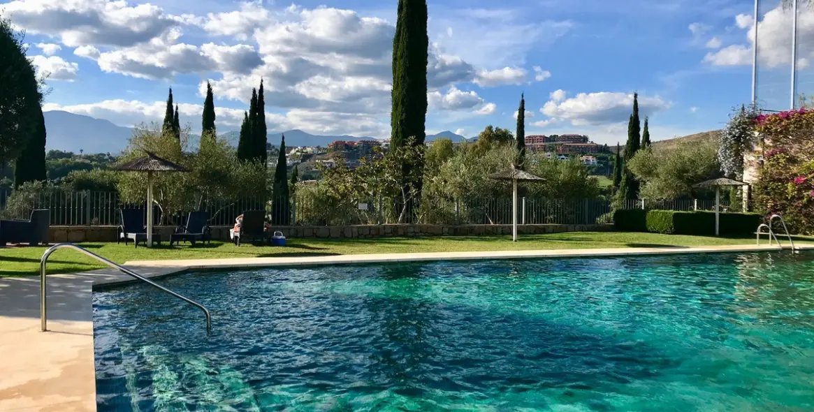 Sale of ground floor apartment in Los Flamingos 12