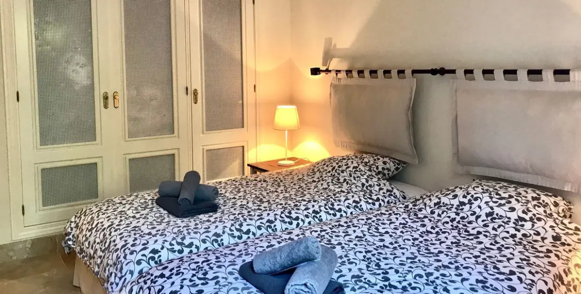 Продажа апартаментов на первом этаже в Los Flamingos 28