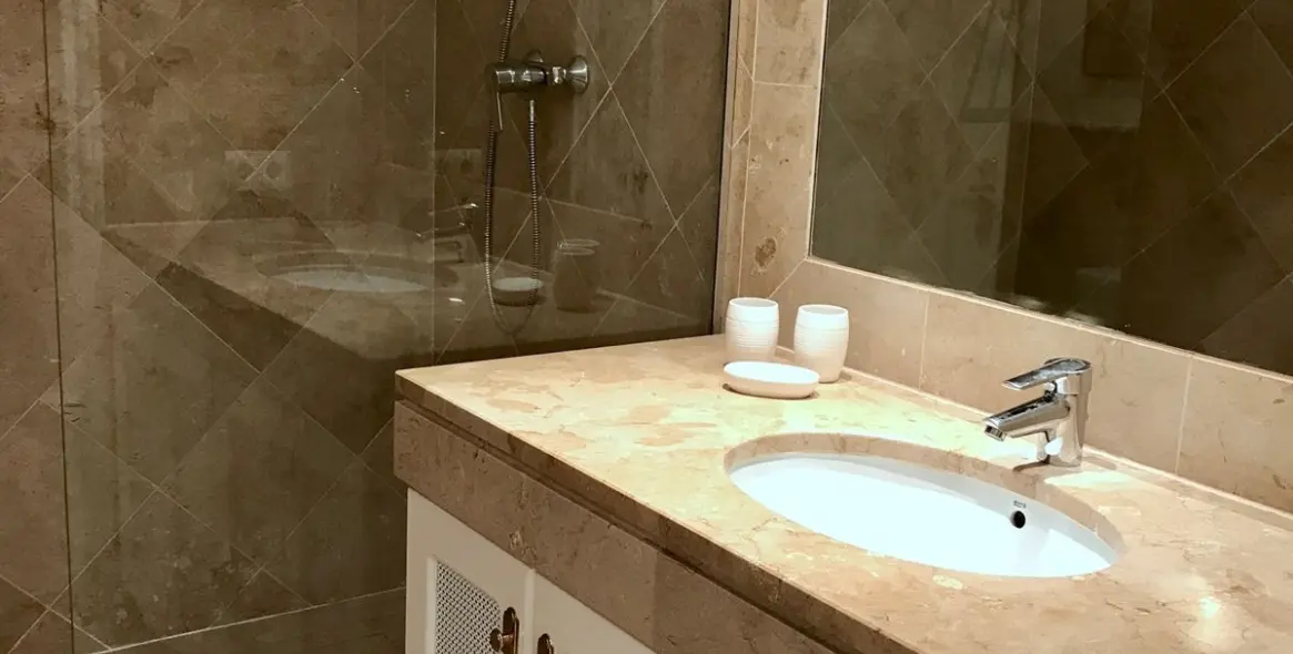 Продажа апартаментов на первом этаже в Los Flamingos 29