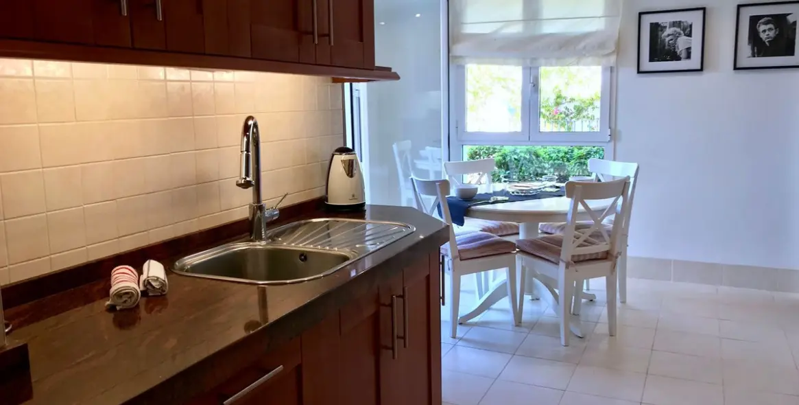 Продажа апартаментов на первом этаже в Los Flamingos 33