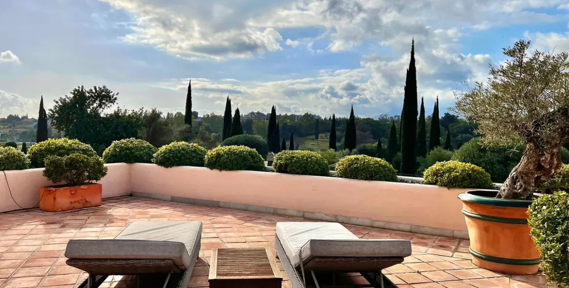 Продажа апартаментов на первом этаже в Los Flamingos 40