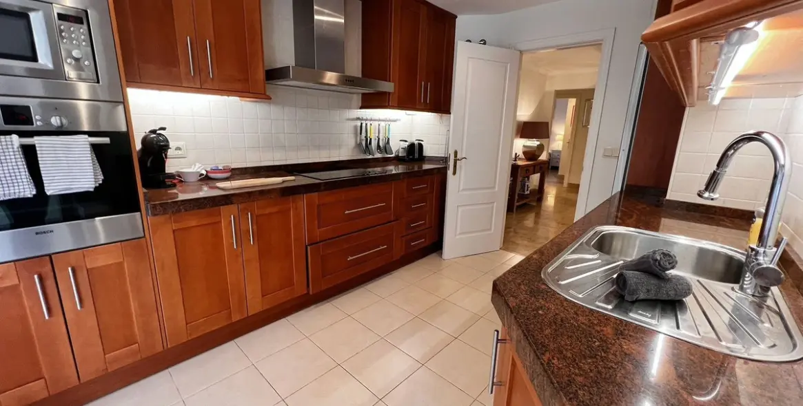 Продажа апартаментов на первом этаже в Los Flamingos 50