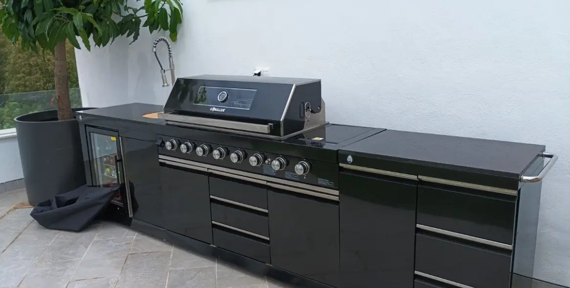 Sale of penthouse duplex in Estepona 7