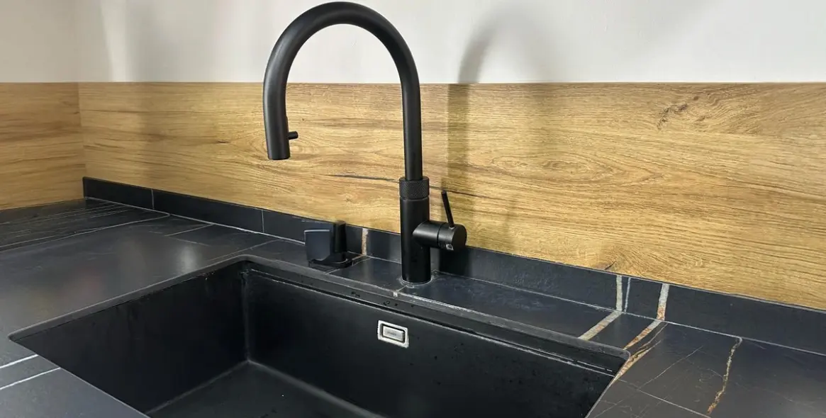 Sale of penthouse duplex in Estepona 12