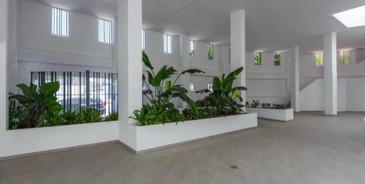 Sale of penthouse duplex in Estepona 16