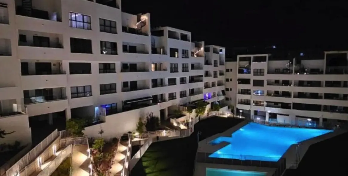 Продажа двухуровневого пентхауса в Estepona 3