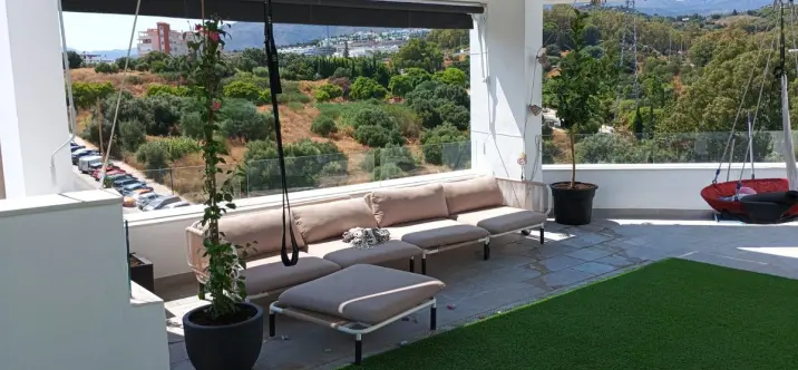 Venta de ático dúplex en Estepona 3