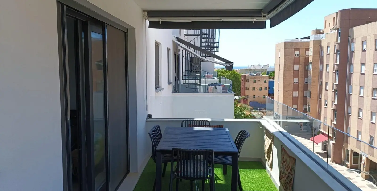 Venta de ático dúplex en Estepona 13