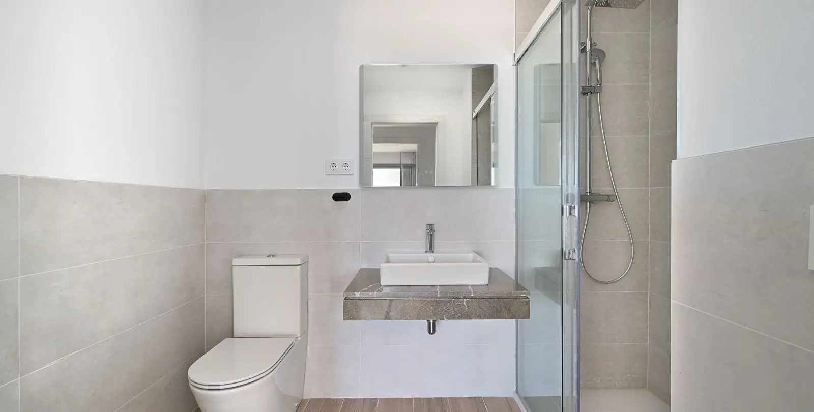 Venta de apartamento en planta media en La Cala de Mijas 17