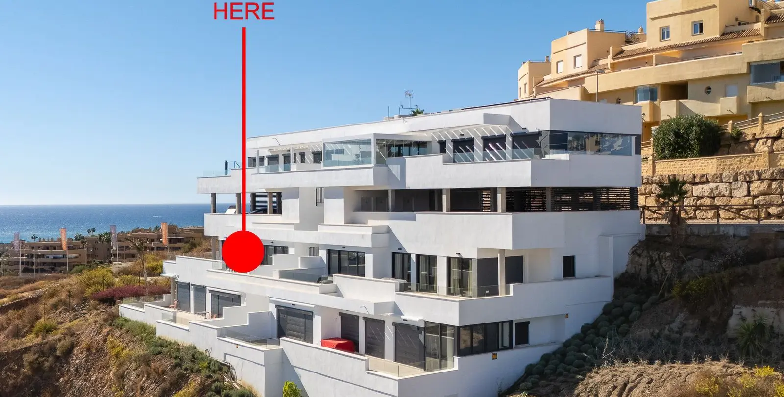 Venta de apartamento en planta media en La Cala de Mijas 22