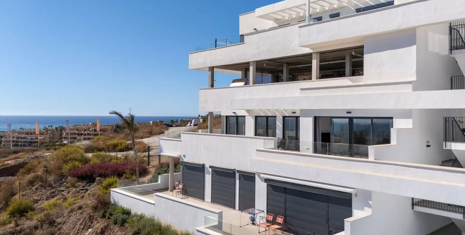 Venta de apartamento en planta media en La Cala de Mijas 24