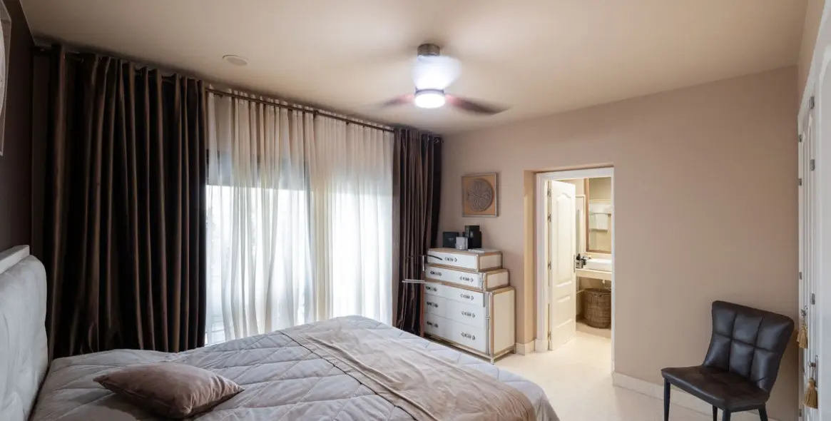 Продажа апартаментов на первом этаже в Benahavís 18