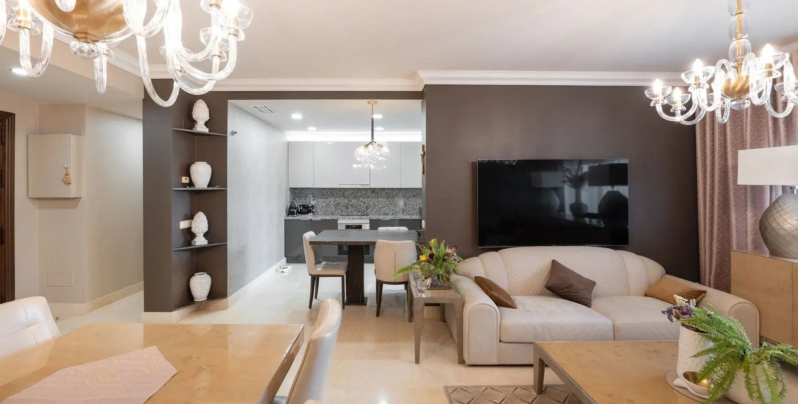 Venta de apartamento en planta baja en Benahavís 7