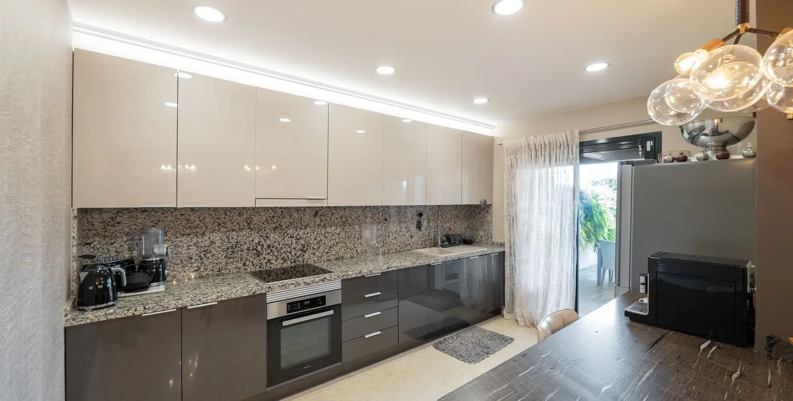 Venta de apartamento en planta baja en Benahavís 9