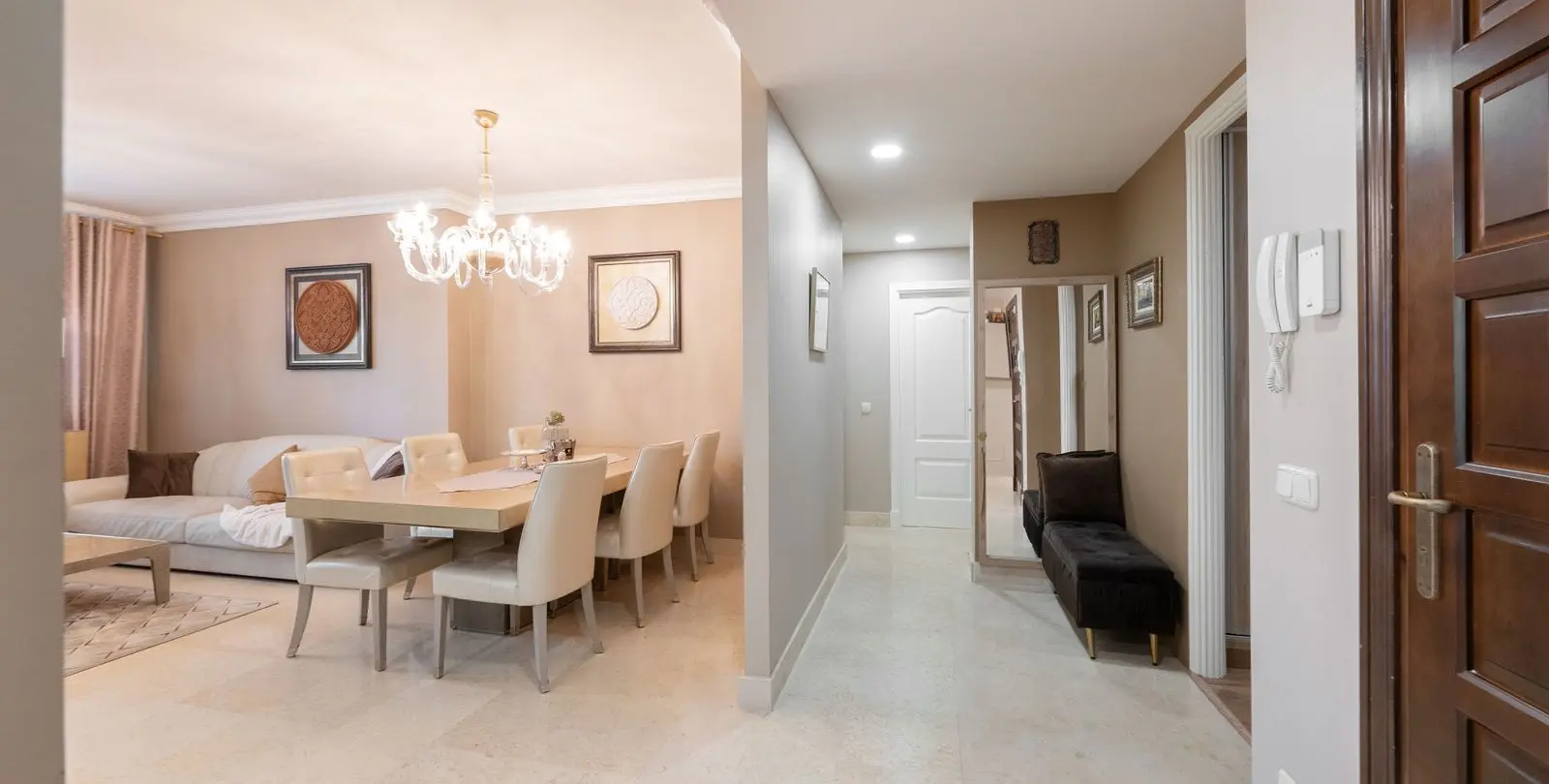 Venta de apartamento en planta baja en Benahavís 11